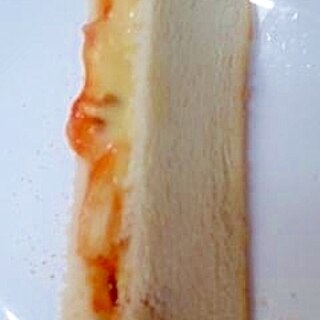 キムチと玉ねぎのチーズサンド